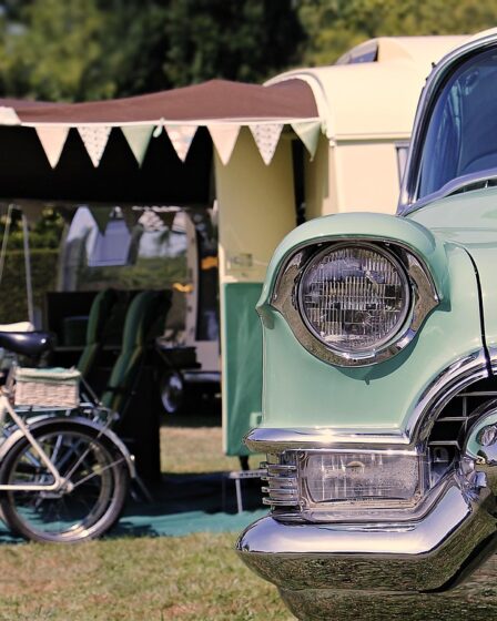 Snelladen met caravan