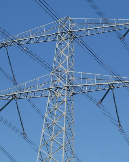 Snelladen bij 500 kW paal