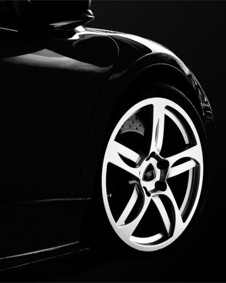 EV laadpas integratie in auto