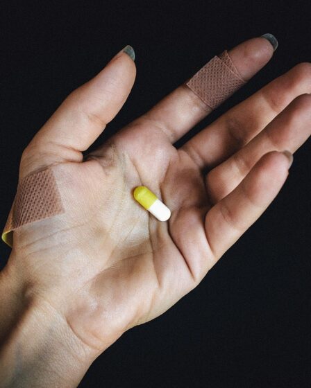 Laden na buitenstalling