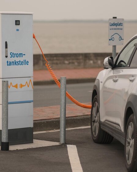 Elektrische auto private leasen in 2026: complete gids voor beginners
