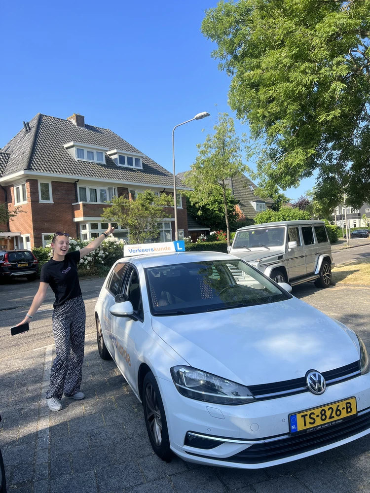 Waarom rijlessen in Bloemendaal ideaal zijn voor beginnende bestuurders